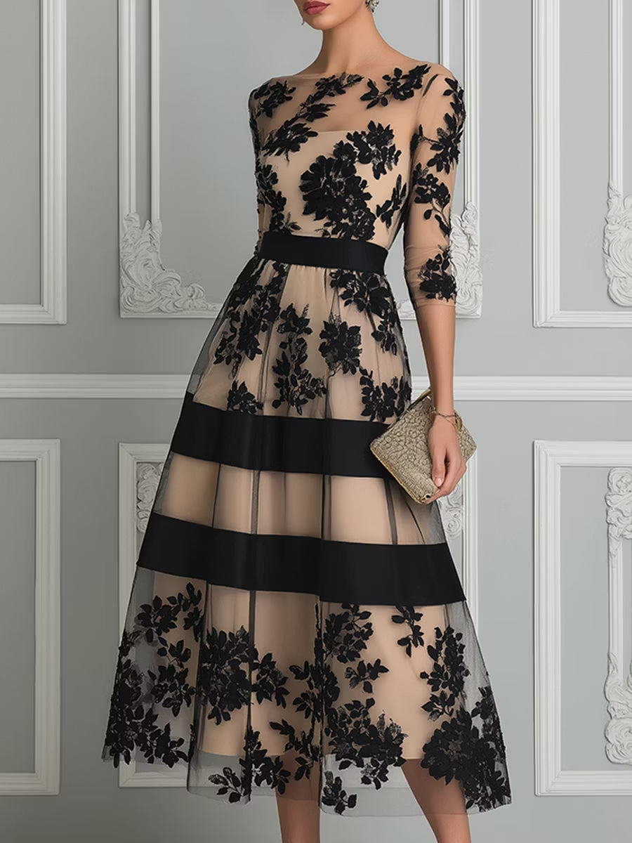Vestido Midi A Línea Elegante en Encaje Negro