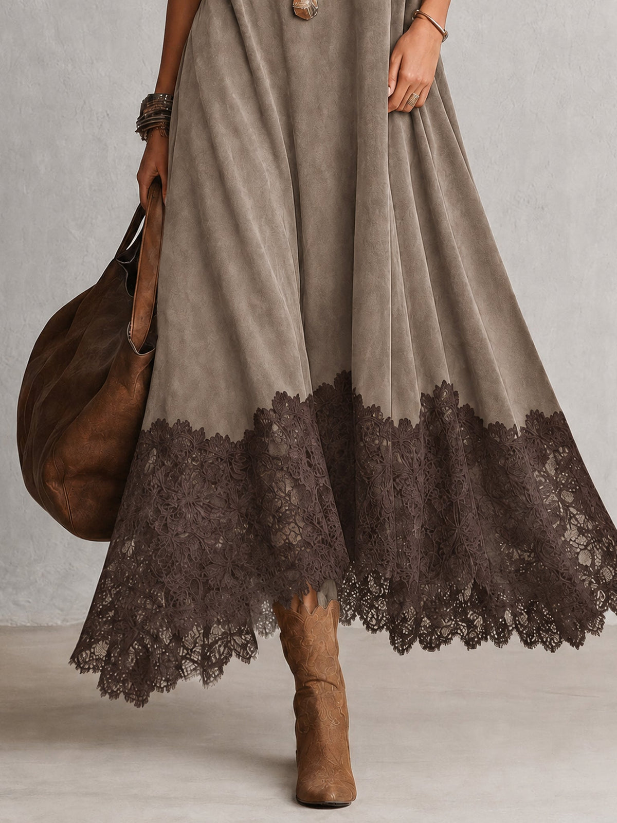 ISABELLA | Vestido Largo de Estilo Vintage con Cuello Alto y Encaje Floral