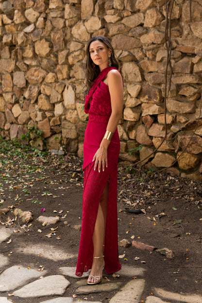 Vestido  largo halter doble falda cereza