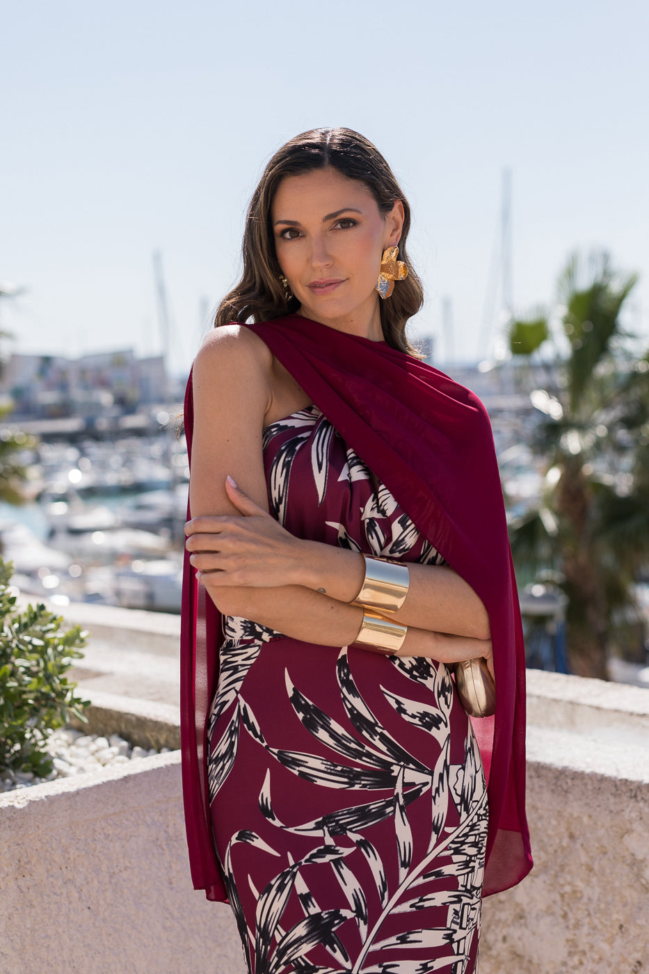 Vestido flecos escote halter cereza