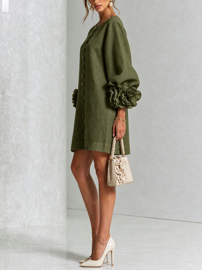 Amara | Vestido corto elegante con botones florales